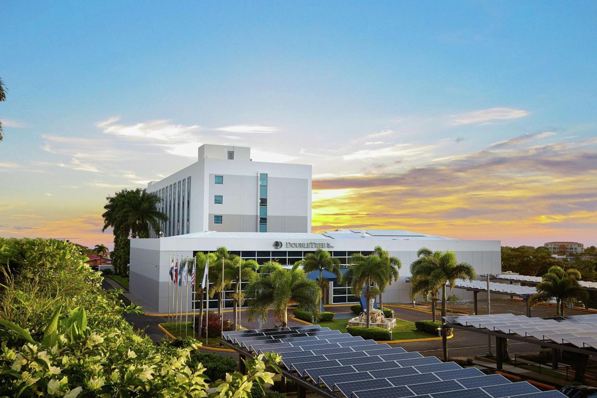 Hilton Doubletree By Hilton Managua Hotel Ngoại thất bức ảnh